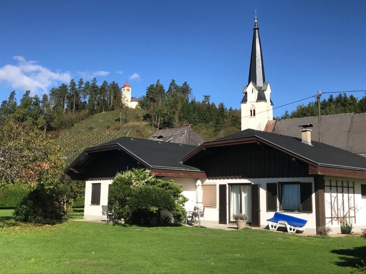 V Gemuetliches Gartenhaus Smihel nad Pliberkom Exterior foto