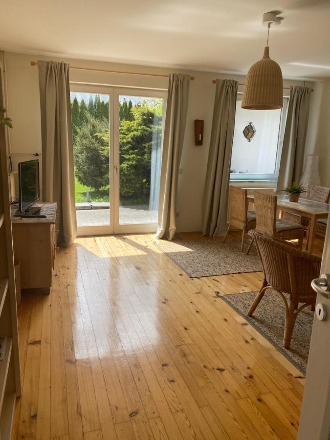 V Gemuetliches Gartenhaus Smihel nad Pliberkom Exterior foto
