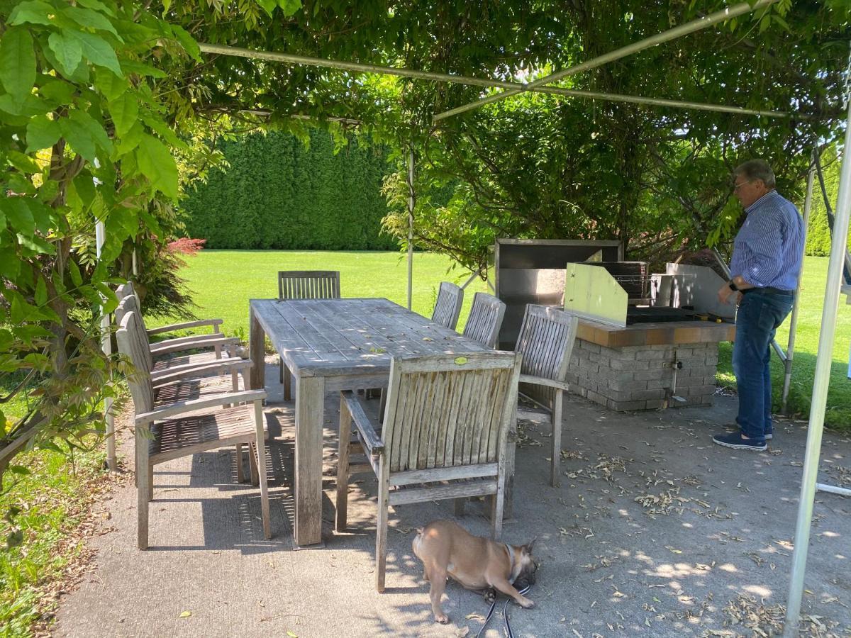V Gemuetliches Gartenhaus Smihel nad Pliberkom Exterior foto
